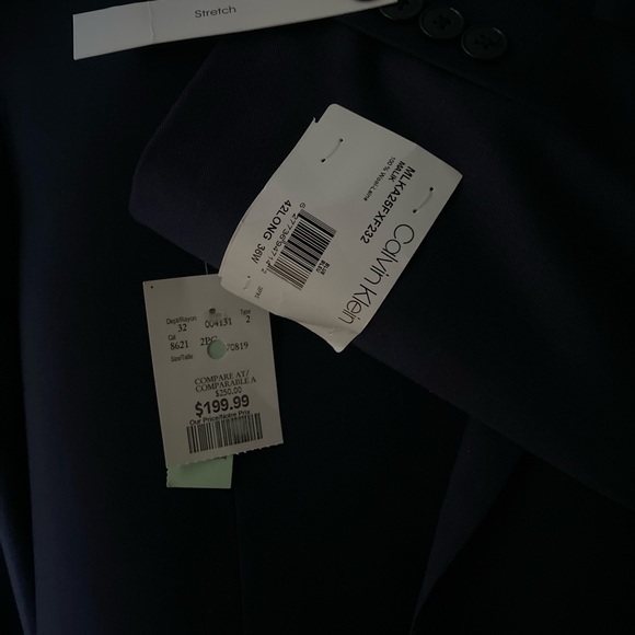 Never Used,Calvin Klein men's 2-Piece Suit with tags, includes matching trousers - Picture 5 of 8
